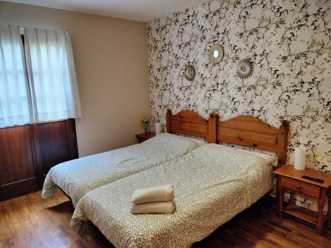 Bedroom 3, Valle la Fuente, Asturias