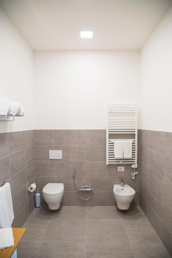 Bathroom 3, Rivabella Suite Apartments, Rimini