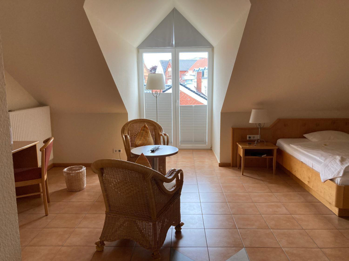 Bedroom 3, Hotel Die Friesenhalle, Nordfriesland