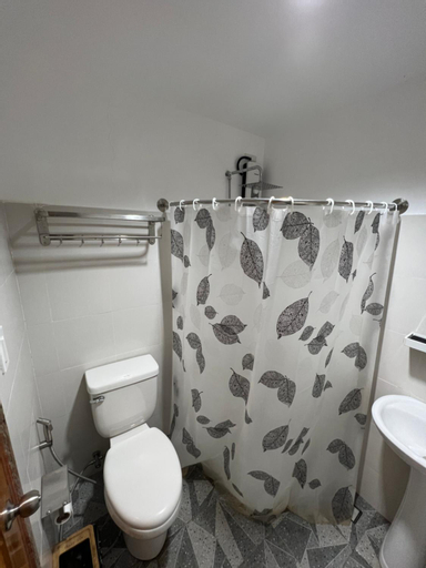 Bathroom 8