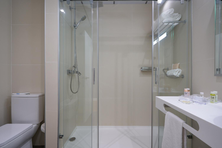 Bathroom 4, Monte Puertatierra, Cádiz