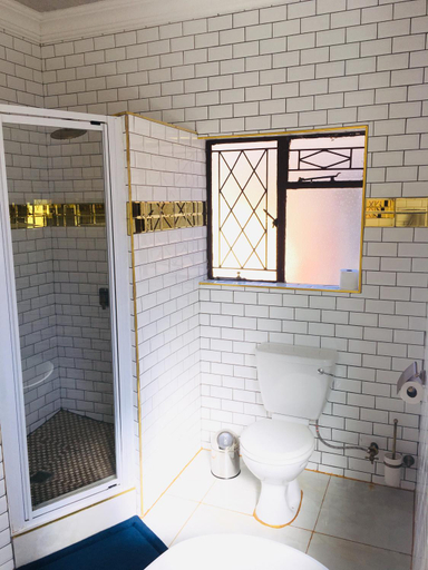 Bathroom 4, Riverton Manor, City of Tshwane