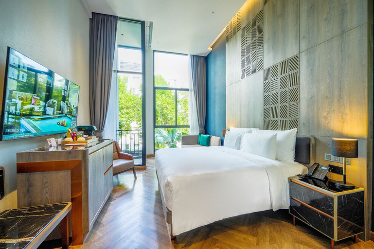 Bedroom 13