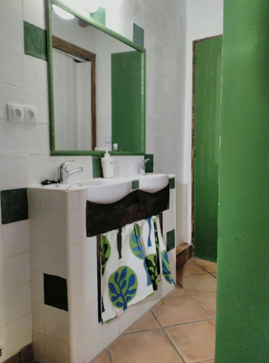 Bathroom 3, Albergue De Soba, Cantabria