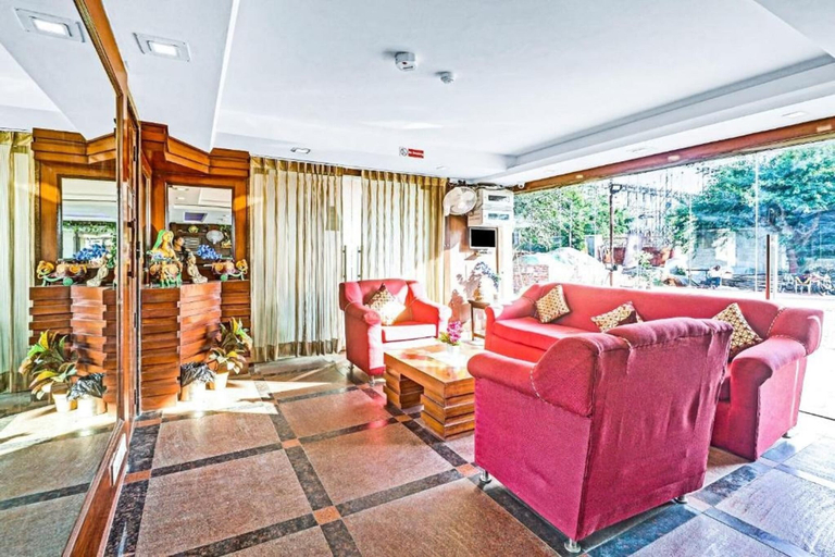 Lobby, The Royal Galaxy, Delhi