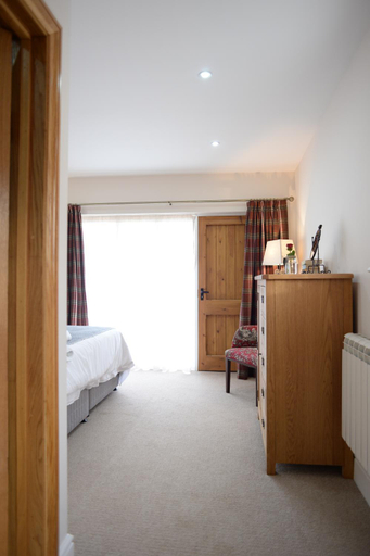 Others 5, The Red Lion, Barn Accommodation, Northamptonshire