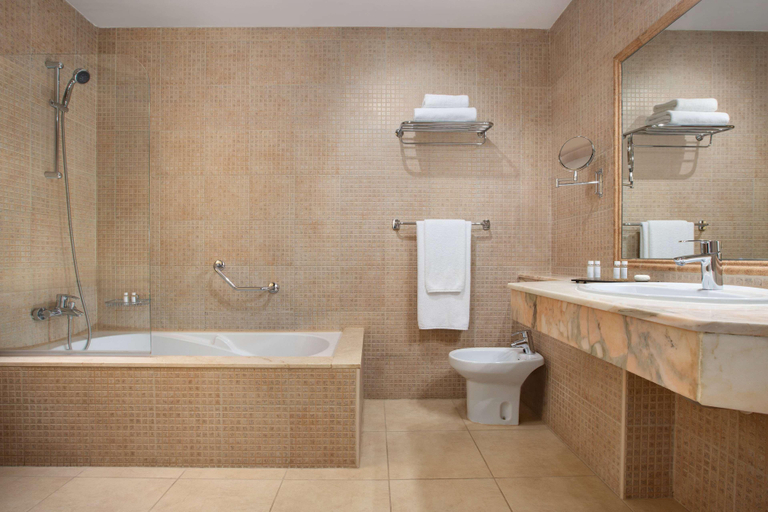 Bathroom 4, Ramada Residences By Wyndham Tenerife Costa Adeje, Santa Cruz de Tenerife