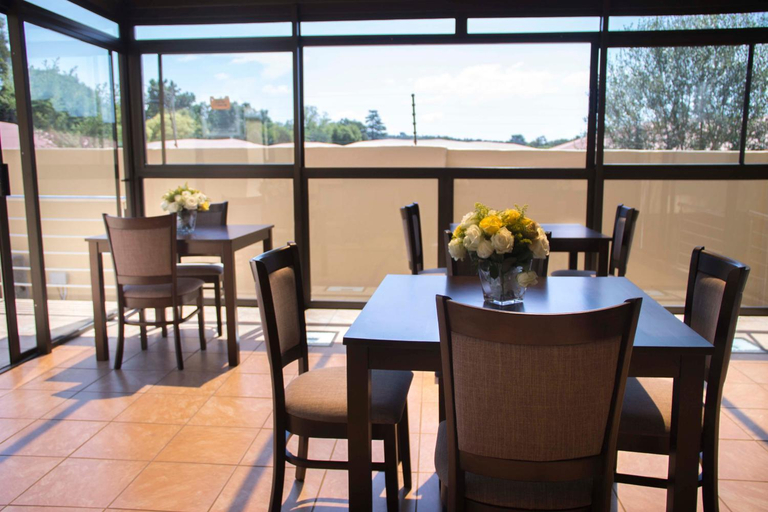 Food & Drinks, Riverton Manor, City of Tshwane