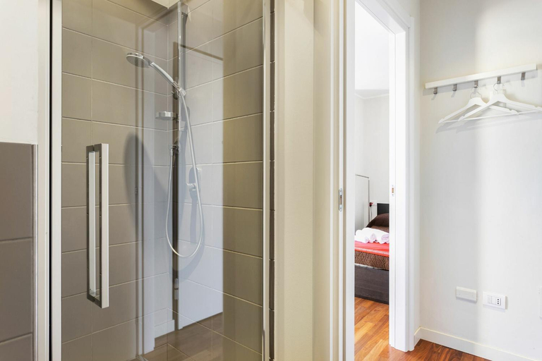 Bathroom 2, Cadenabbia Lake side Apartments, Como