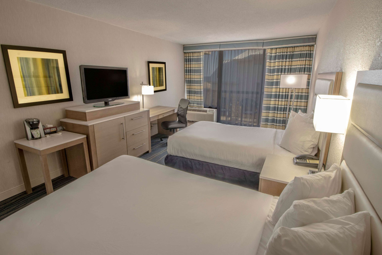 Bedroom 4, Wyndham Virginia Beach Oceanfront, Virginia Beach