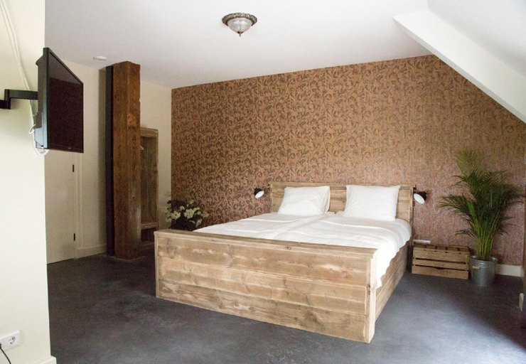 Others 2, Puurderij B&B en meer..., Meppel