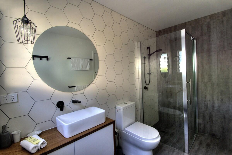 Bathroom, Freycinet Beachfront Retreat, Glamorgan-Spring Bay