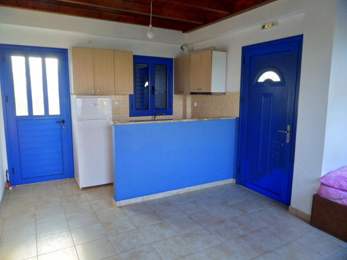 Others 4, Tentes Holiday Homes, Peloponnese