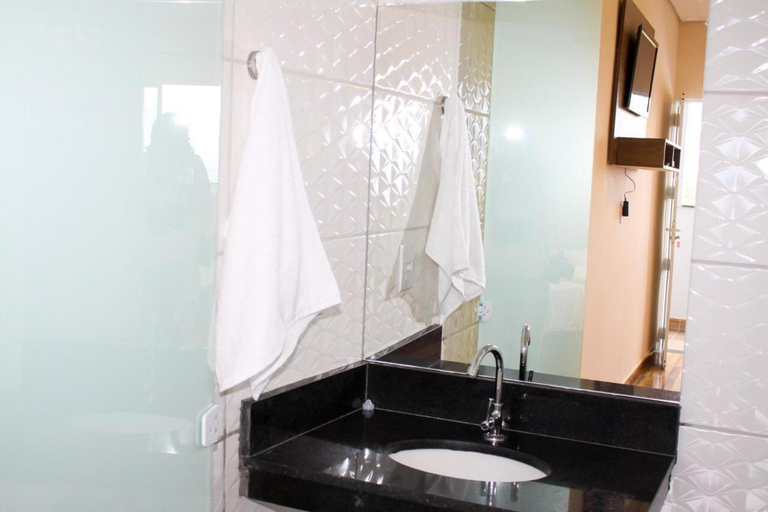 Bathroom 4, Pousada morada dos passaros, Capitólio