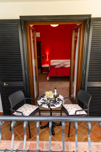 Others 5, Ohana Bed and Breakfast, Napoli