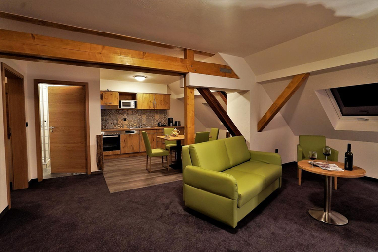 Others 5, Kelterhotel Froscher, Hohenlohekreis
