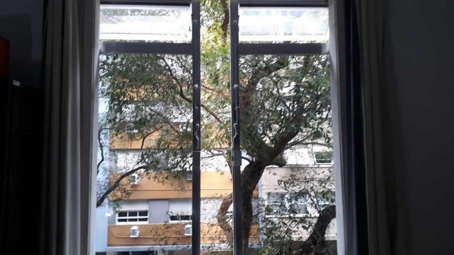 5, Feminino Compartilhado em Conjugado em Copacabana, Rio de Janeiro