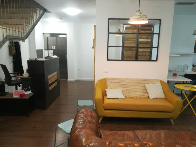 Others 4, Agora Hostel, Navarra