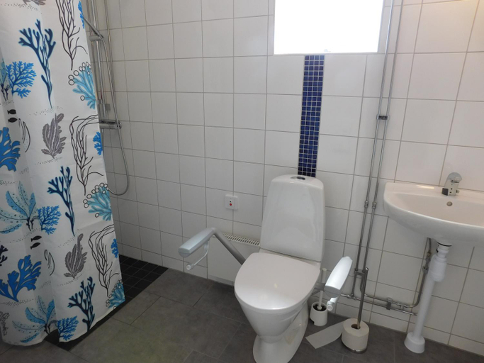 Bathroom 3, Drottning Odas Boende, Mörbylånga