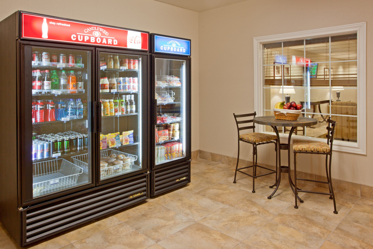 Food & Drinks