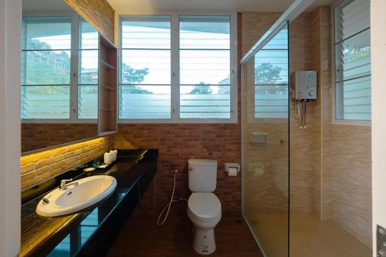 Bathroom 3, The private 2 @ khao kho, Khao Kho
