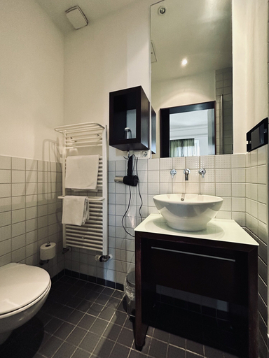 Bathroom 5, Hotel BRASSERIE, Erlangen
