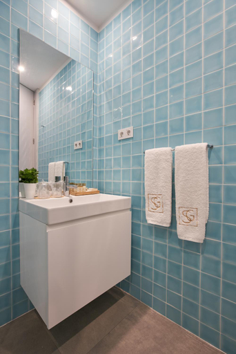 Bathroom 3, Signature Apartments Santa Catarina, Porto