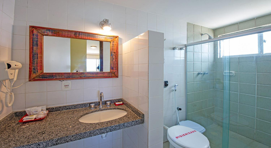 Bathroom 4, Hotel Costeiro, Olinda
