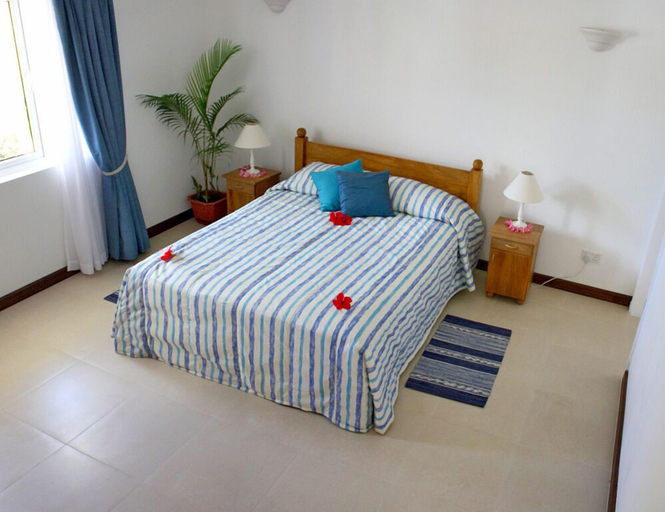 Bedroom 3, Marie-Laure Suites