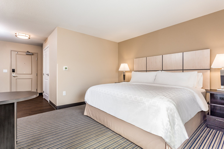 Candlewood Suites Eau Claire I-94, an IHG hotel - Tap to explore photos