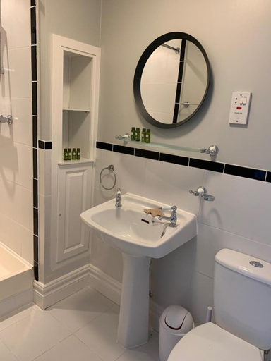 Bathroom 2, Crawfield Grange, Aberdeenshire