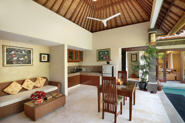 Dining Room 6