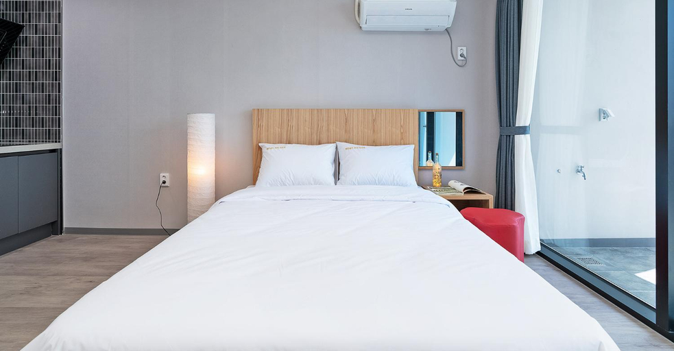 Bedroom 4, Gold Beach Resort, Yeosu