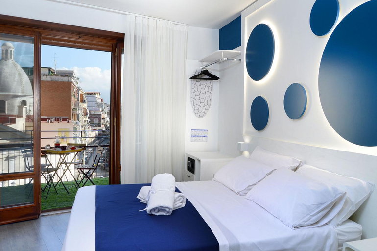 Bedroom 2, Napoli Central Station Studio, Napoli