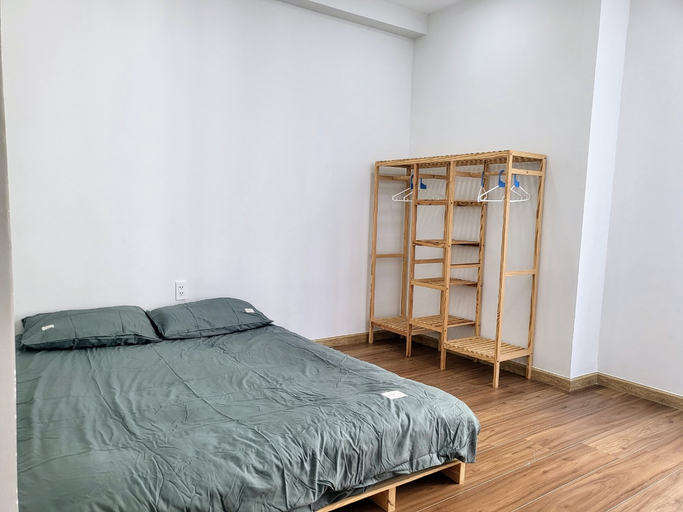 Bedroom 3, Bcons Garden Luxury Apartment, Di An
