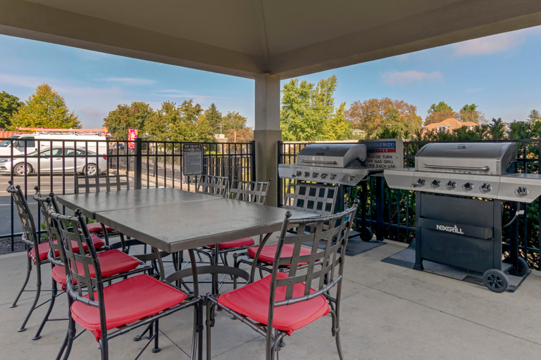 Others 4, Candlewood Suites READING, Berks
