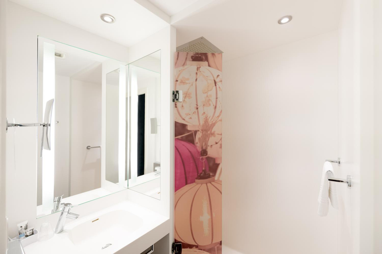 Bathroom 5