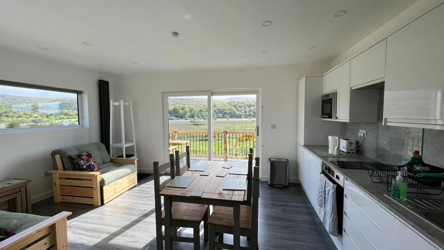Kitchen 2, Ceol Mor Highland Lodges, Highland