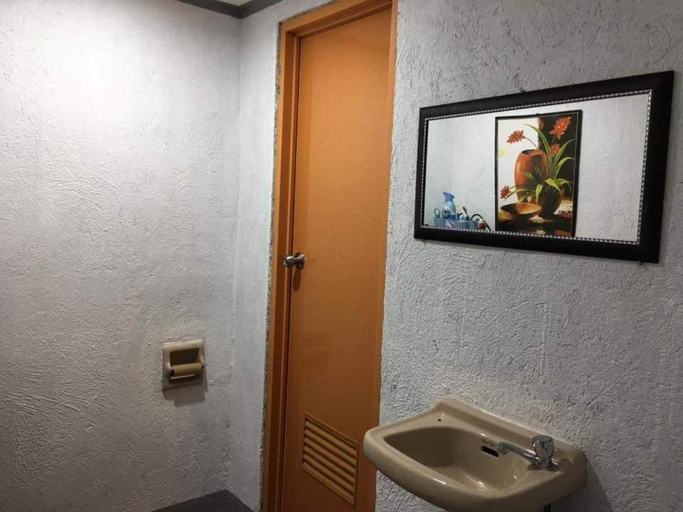 Bathroom 4, Pinoykano home, Candijay