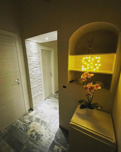 Others 5, Appartamento Luxury, Taranto