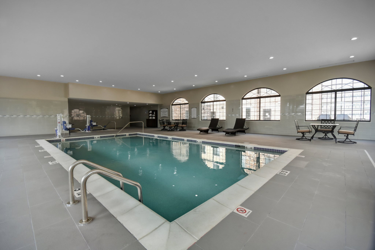 Sport & Beauty 3, Staybridge Suites HOLLAND, Ottawa