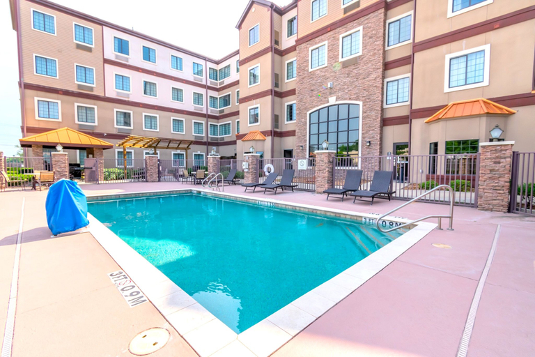Sport & Beauty 2, Staybridge Suites HOUSTON IAH - BELTWAY 8, Houston