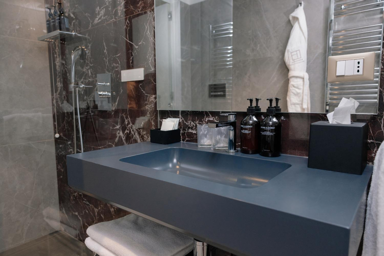 Bathroom 3