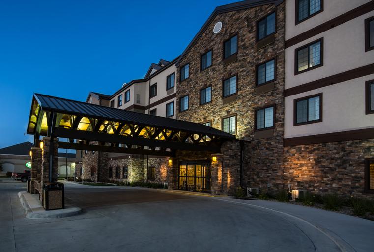 Exterior & Views 2, Staybridge Suites GRAND FORKS, Grand Forks