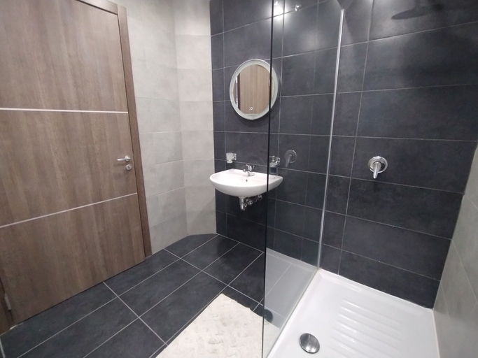 Bathroom 4, San Pawl Lodge, Saint Paul's Bay
