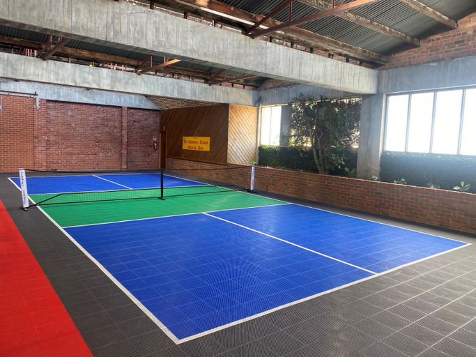 Sport & Beauty 2, Sovereign Park Motor Inn, Ballarat - Central