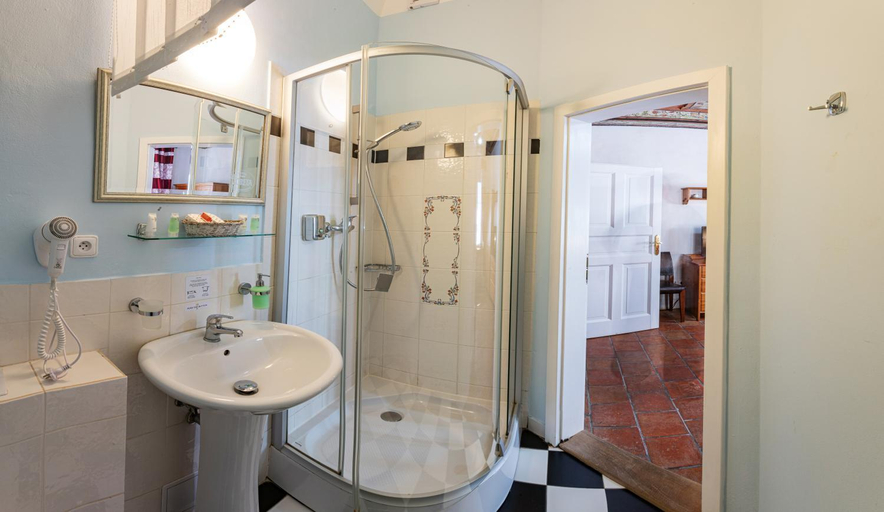 Bathroom 3, Loreta Hotel, Praha 6