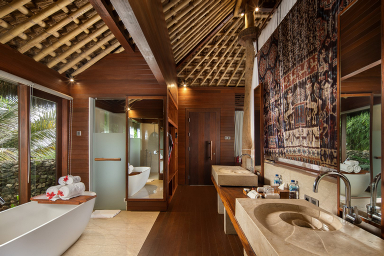Bathroom 9