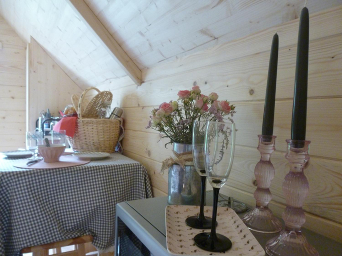 Others 2, Les cabanes de Kerellou, Finistère