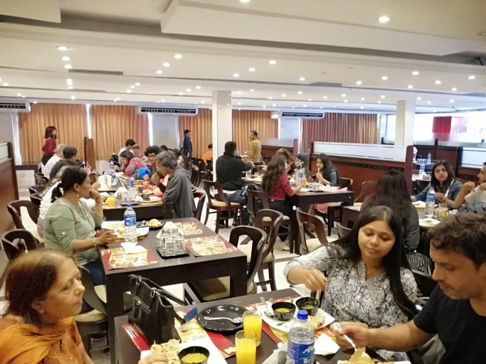 Food & Drinks 5, Saveira Colombo, Thimbirigasyaya